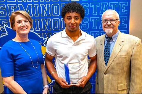 Photos courtesy of Seminole State Athletics _ Seminole State College of Florida President Dr. Georgia Lorenz and Athletic Director Kurt Esser presented the Top 4 awards at the recent Raider Celebration to (above) Jacob Green, Male Athlete of the Year, Salysa Mason, Female Athlete of the Year, Gialdri Gomez, Mack Blythe Award _ First Year Male Athlete of the Year _ and Liliana Flores _ Mack Blythe Award First Year Female Athlete of the Year.